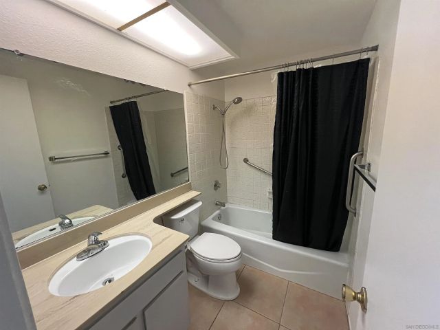 2772 Meadow Lark, San Diego, CA 92123
