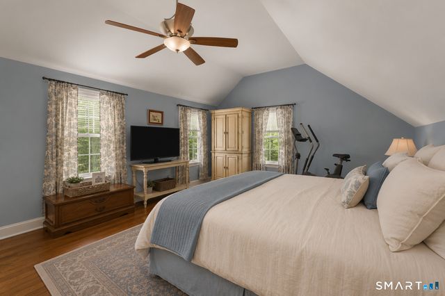 14 North Branch Road, Newtown, CT 06470