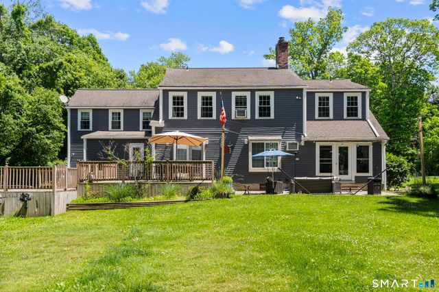 14 North Branch Road, Newtown, CT 06470