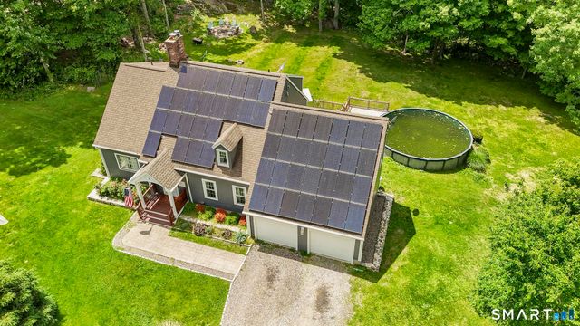 14 North Branch Road, Newtown, CT 06470