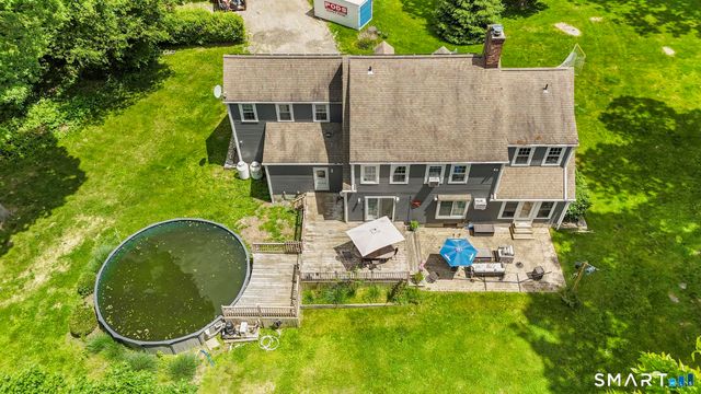 14 North Branch Road, Newtown, CT 06470