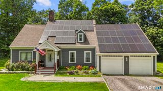 14 North Branch Road, Newtown, CT 06470