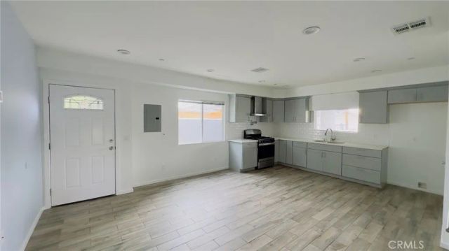 6719 Vineland, North Hollywood, CA 91606