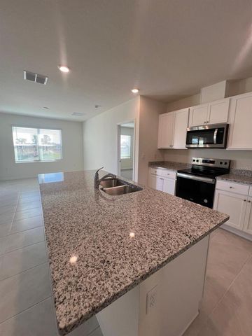 631 PARK PLACE BOULEVARD, Davenport, FL 33837