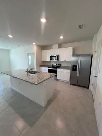 631 PARK PLACE BOULEVARD, Davenport, FL 33837