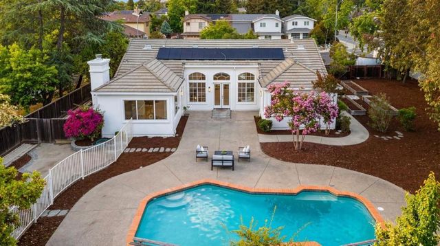 1545 Murdell Lane, Livermore, CA 94550