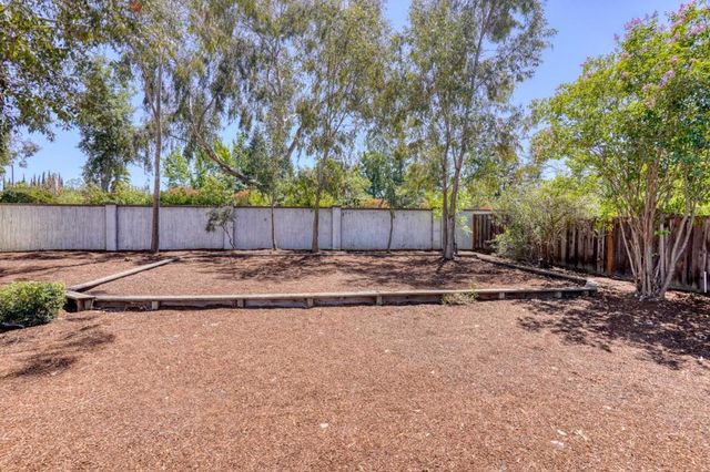 1545 Murdell Lane, Livermore, CA 94550