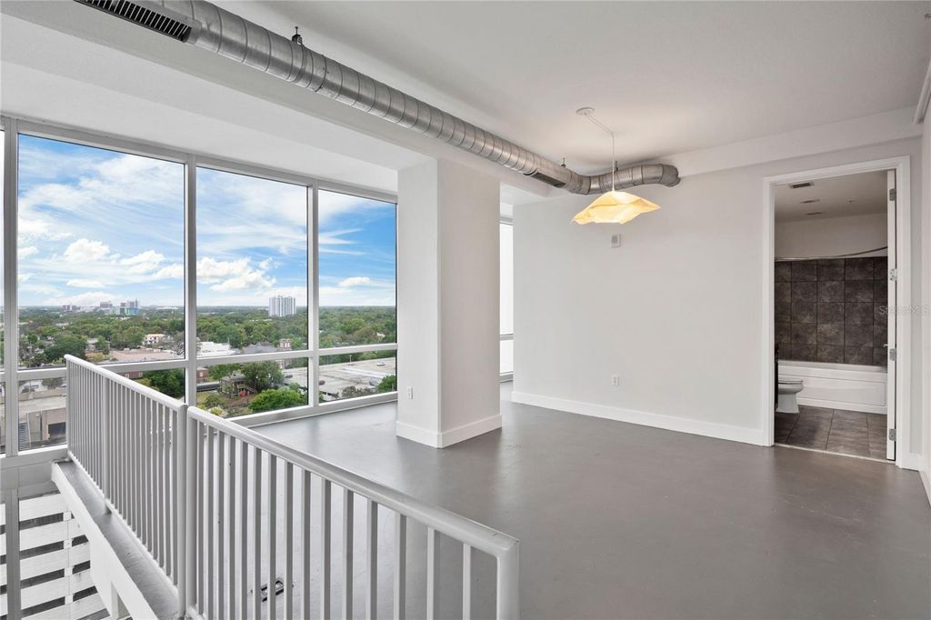 Image 12 of property listing at 150 E ROBINSON STREET 1026, Orlando, FL 32801