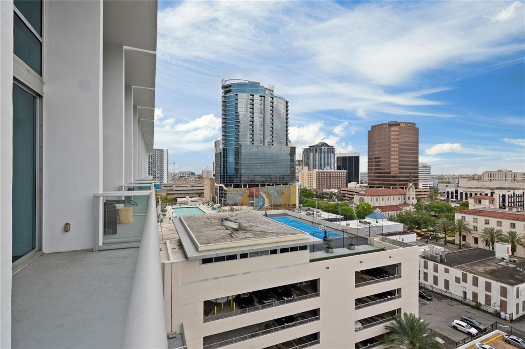 Image 23 of property listing at 150 E ROBINSON STREET 1026, Orlando, FL 32801