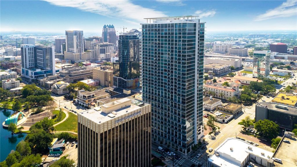 Image 40 of property listing at 150 E ROBINSON STREET 1026, Orlando, FL 32801