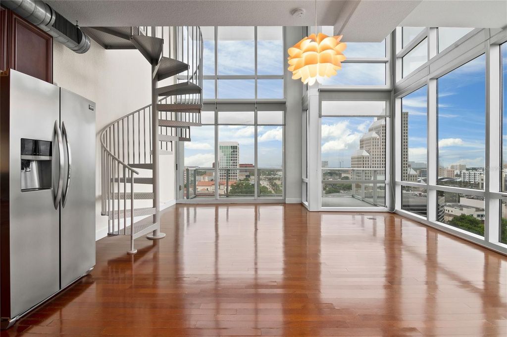 Image 9 of property listing at 150 E ROBINSON STREET 1026, Orlando, FL 32801