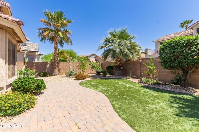 16523 W Saguaro Lane, Surprise, AZ 85388