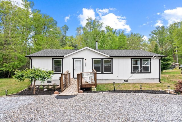 285 Dove Haven Lane, Hendersonville, NC 28791