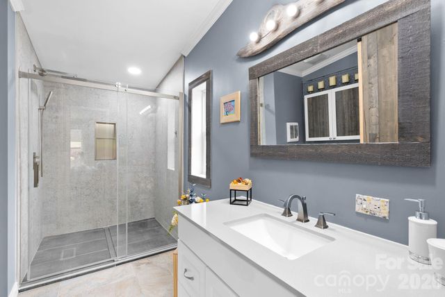 285 Dove Haven Lane, Hendersonville, NC 28791