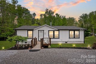 285 Dove Haven Lane, Hendersonville, NC 28791
