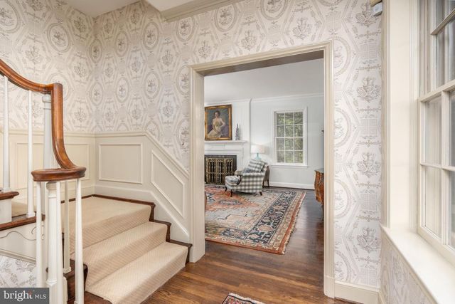 4920 PALISADE LN NW, Washington, DC 20016