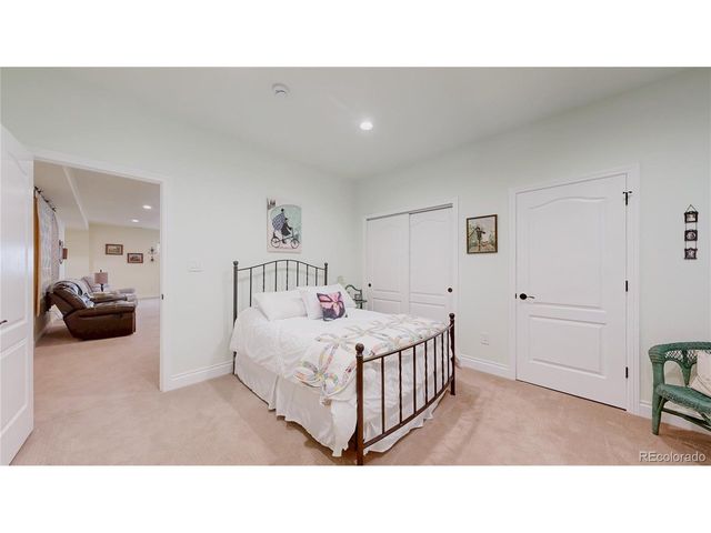 15382 Xenia Ct, Thornton, CO 80602