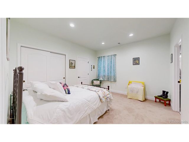 15382 Xenia Ct, Thornton, CO 80602