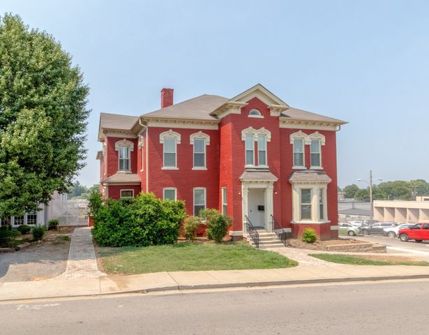 305 Main St Apt 1, Clarksville, TN 37040