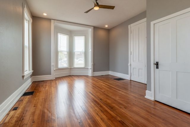 305 Main St Apt 1, Clarksville, TN 37040