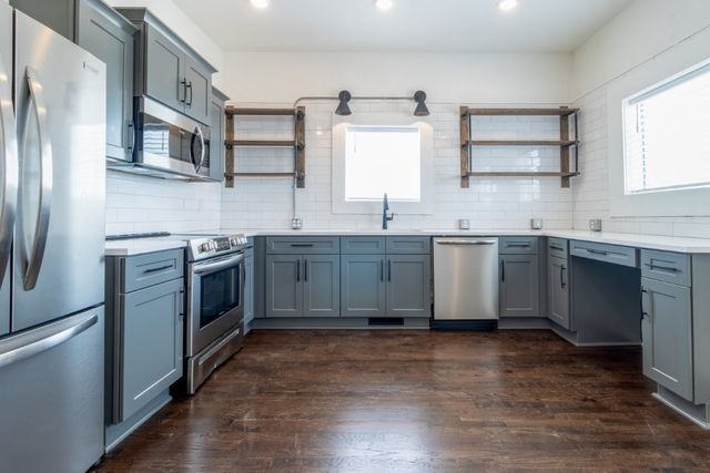 305 Main St Apt 1, Clarksville, TN 37040