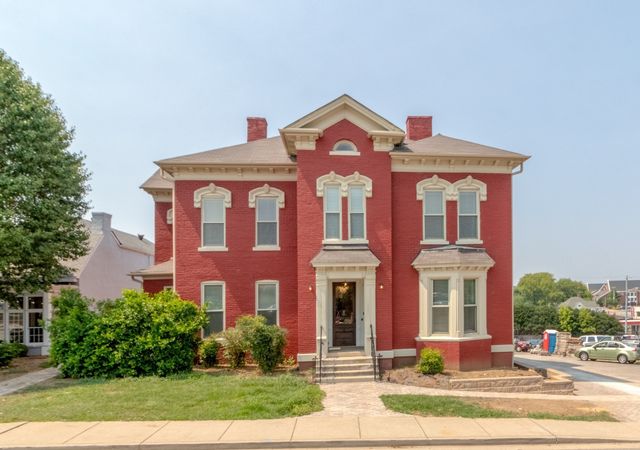 305 Main St Apt 1, Clarksville, TN 37040