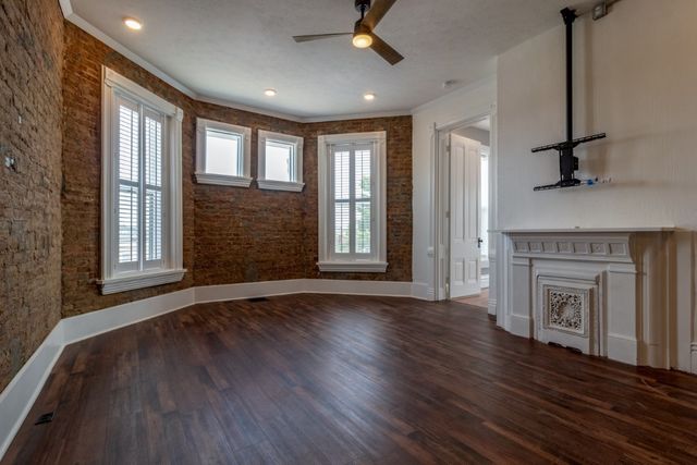 305 Main St Apt 1, Clarksville, TN 37040