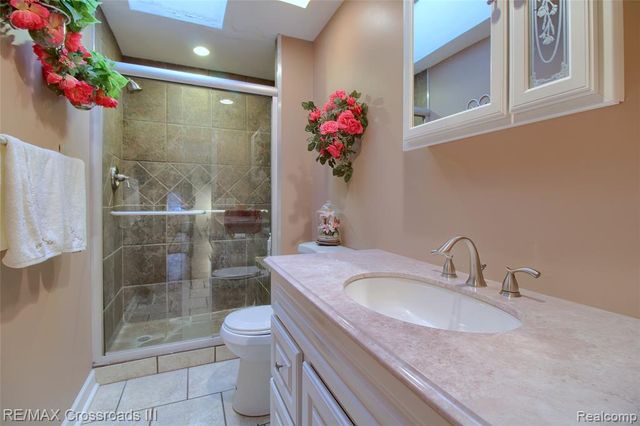 48620 Wear Road Road, Belleville, MI 48111