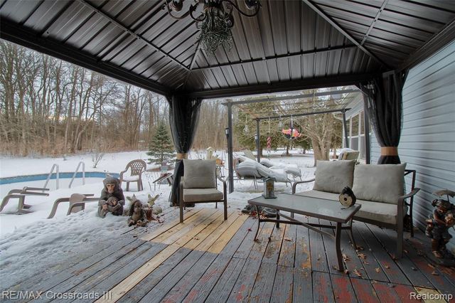 48620 Wear Road Road, Belleville, MI 48111