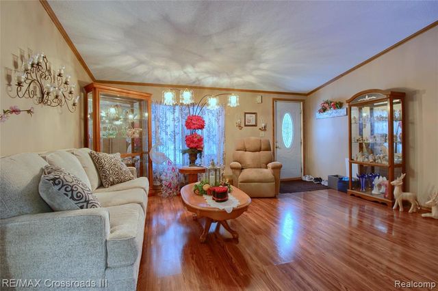 48620 Wear Road Road, Belleville, MI 48111