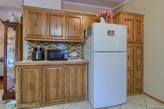 48620 Wear Road Road, Belleville, MI 48111