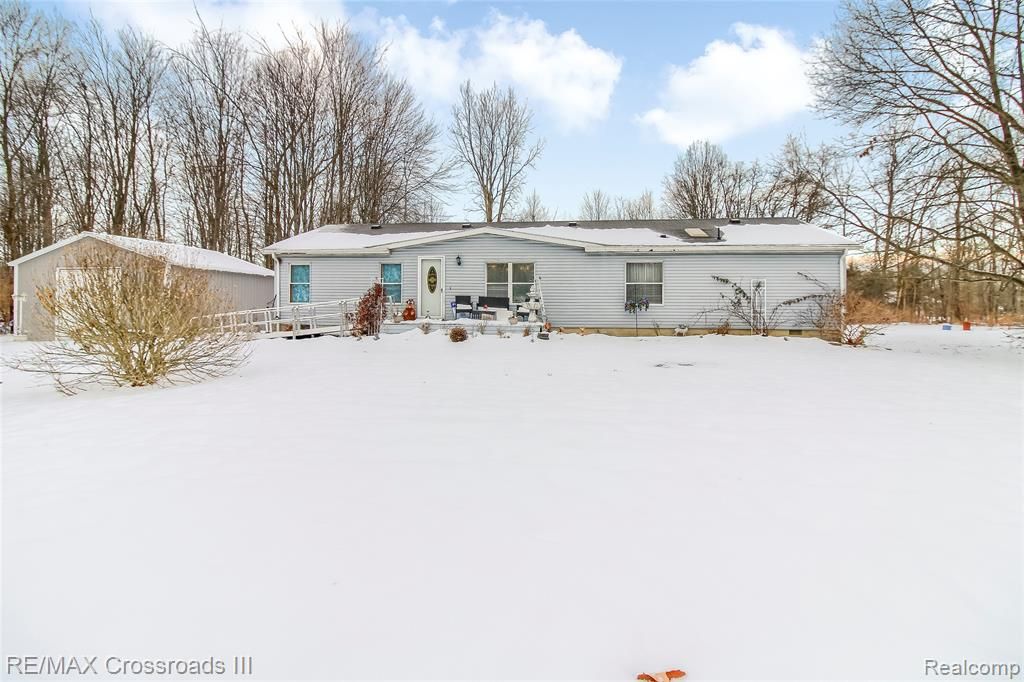 48620 Wear Road Road, Belleville, MI 48111