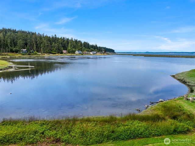 507 Race Road, Coupeville, WA 98239