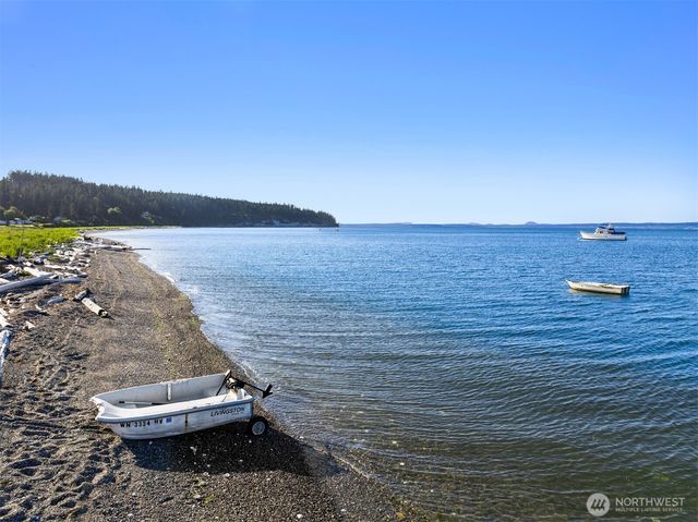 507 Race Road, Coupeville, WA 98239