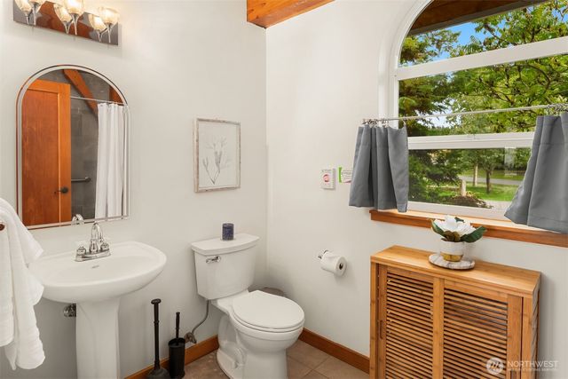 507 Race Road, Coupeville, WA 98239