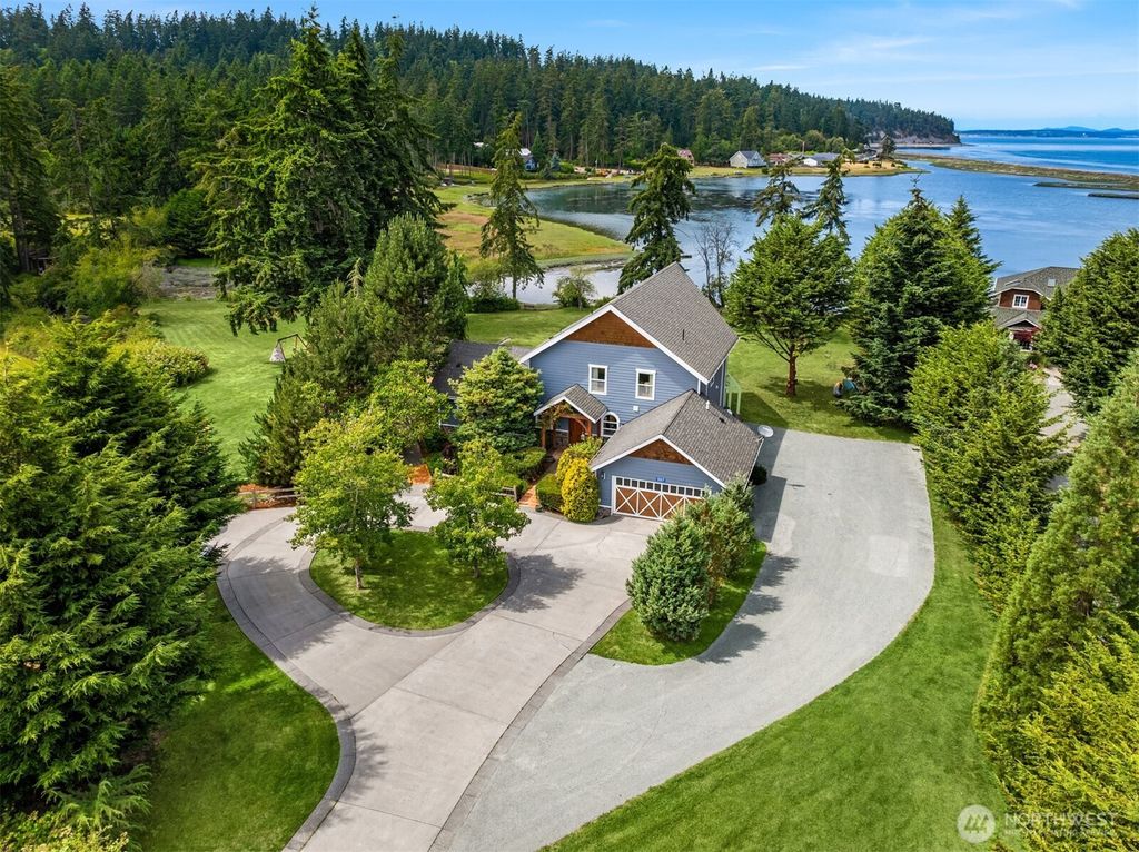 507 Race Road, Coupeville, WA 98239