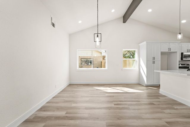 13102 Maxim Drive, Houston, TX 77065