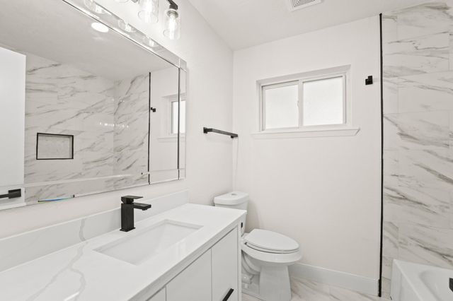 13102 Maxim Drive, Houston, TX 77065