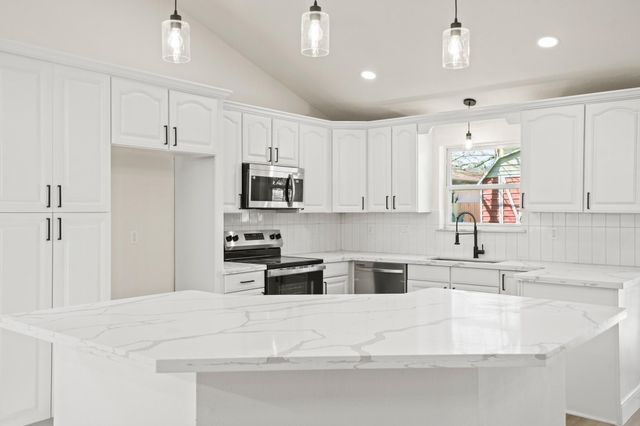 13102 Maxim Drive, Houston, TX 77065