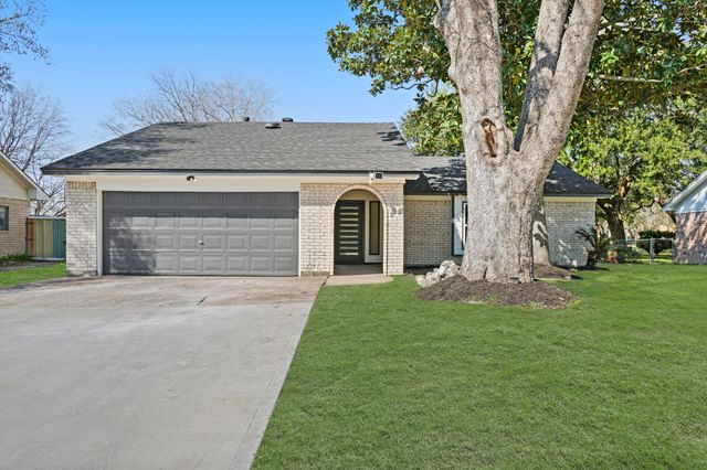 13102 Maxim Drive, Houston, TX 77065