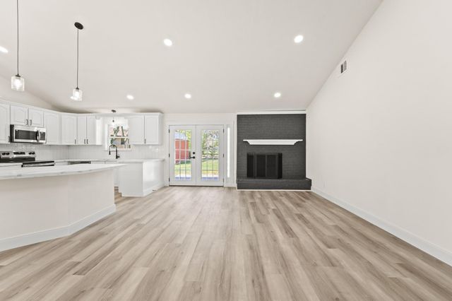 13102 Maxim Drive, Houston, TX 77065