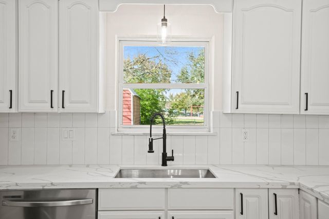 13102 Maxim Drive, Houston, TX 77065