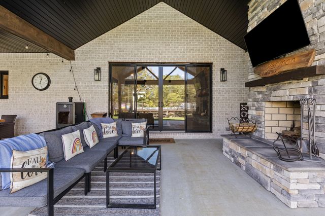 7210 Ecton Road, Winchester, KY 40391