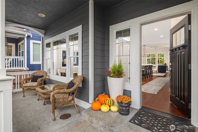 2695 20th Avenue NE, Issaquah, WA 98029