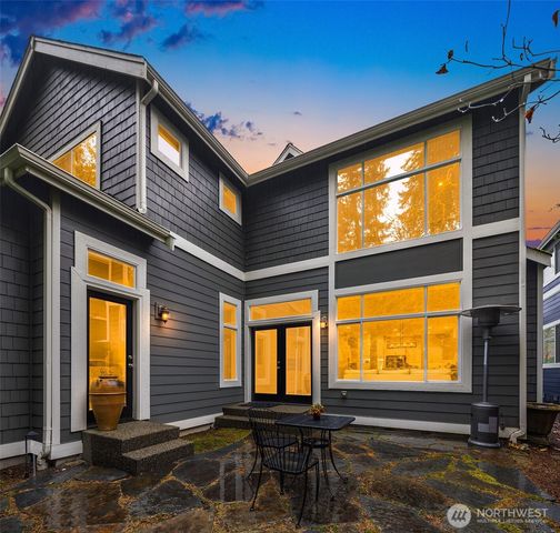 2695 20th Avenue NE, Issaquah, WA 98029