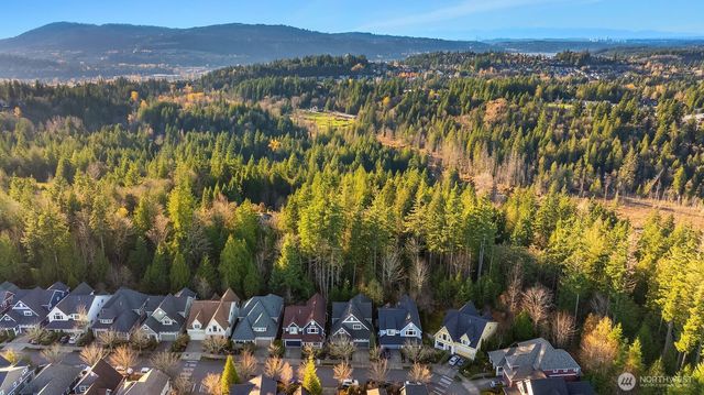 2695 20th Avenue NE, Issaquah, WA 98029