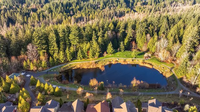 2695 20th Avenue NE, Issaquah, WA 98029