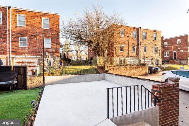 1210 E CARDEZA ST, Philadelphia, PA 19119