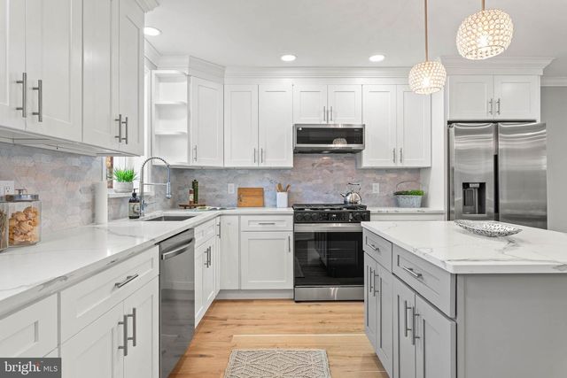 1210 E CARDEZA ST, Philadelphia, PA 19119