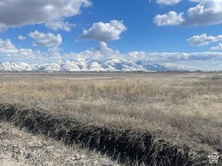 5899 W 4000 N, Corinne, UT 84307